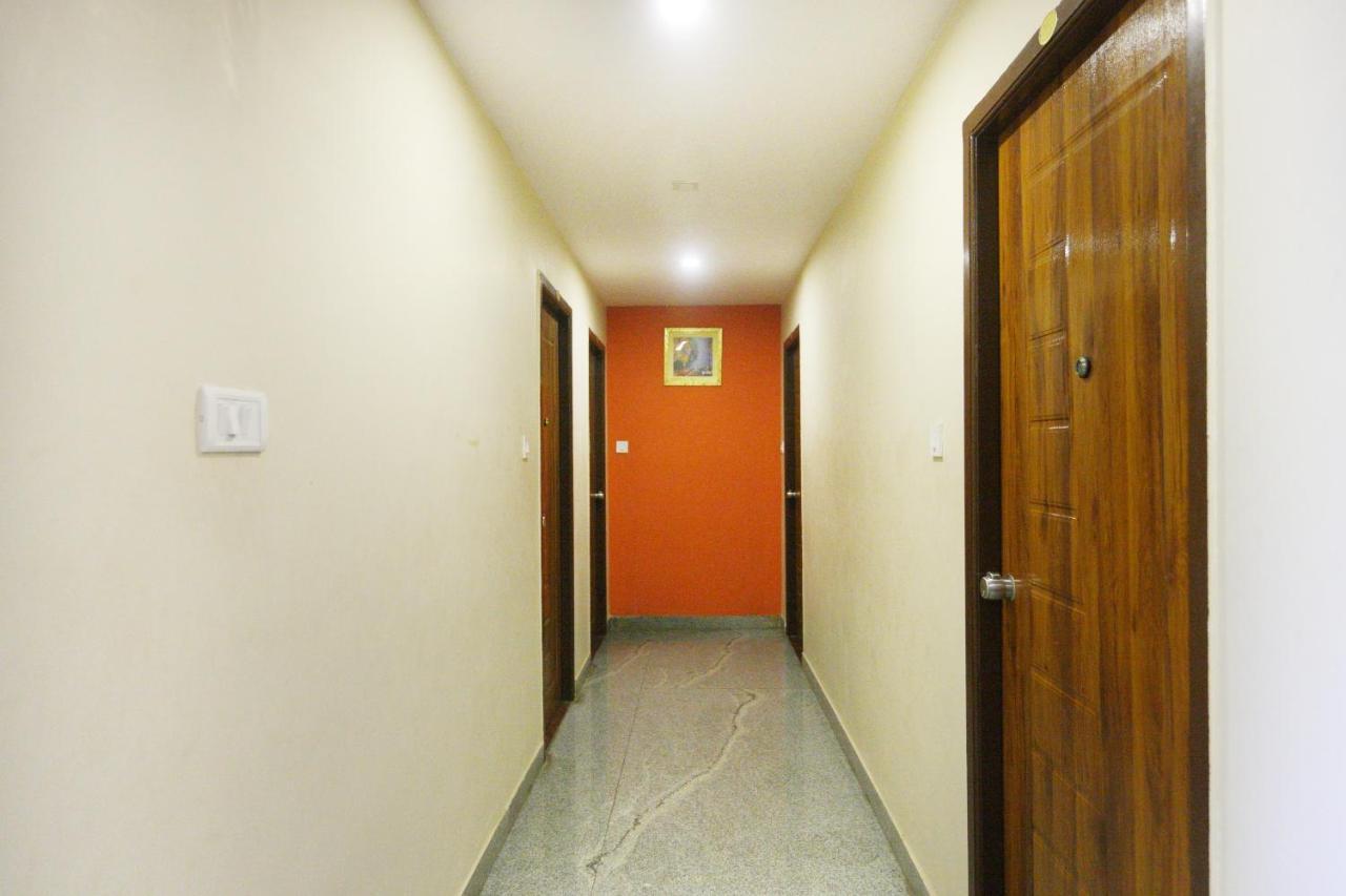 Oyo 7224 Krishna Prasad Hotel Chennai Exterior foto
