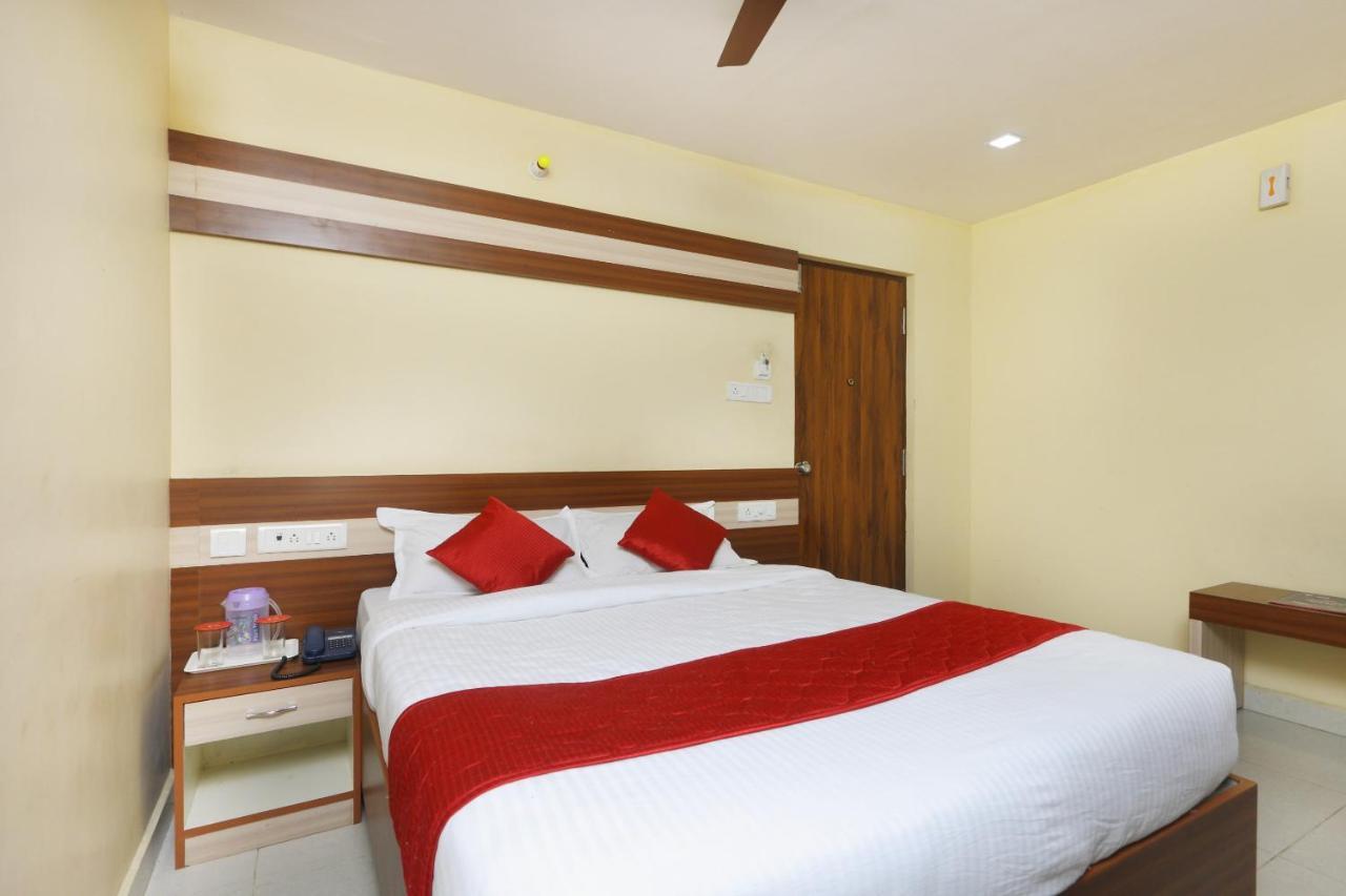 Oyo 7224 Krishna Prasad Hotel Chennai Exterior foto
